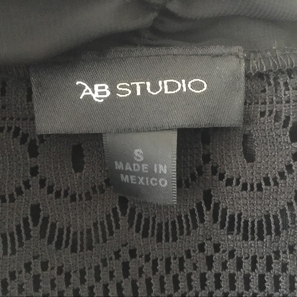 AB Studio Black Sleeveless Open Front Cardigan - Picture 9 of 11